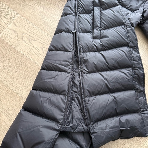 Lole Long Black Puffer - Picture 7 of 12